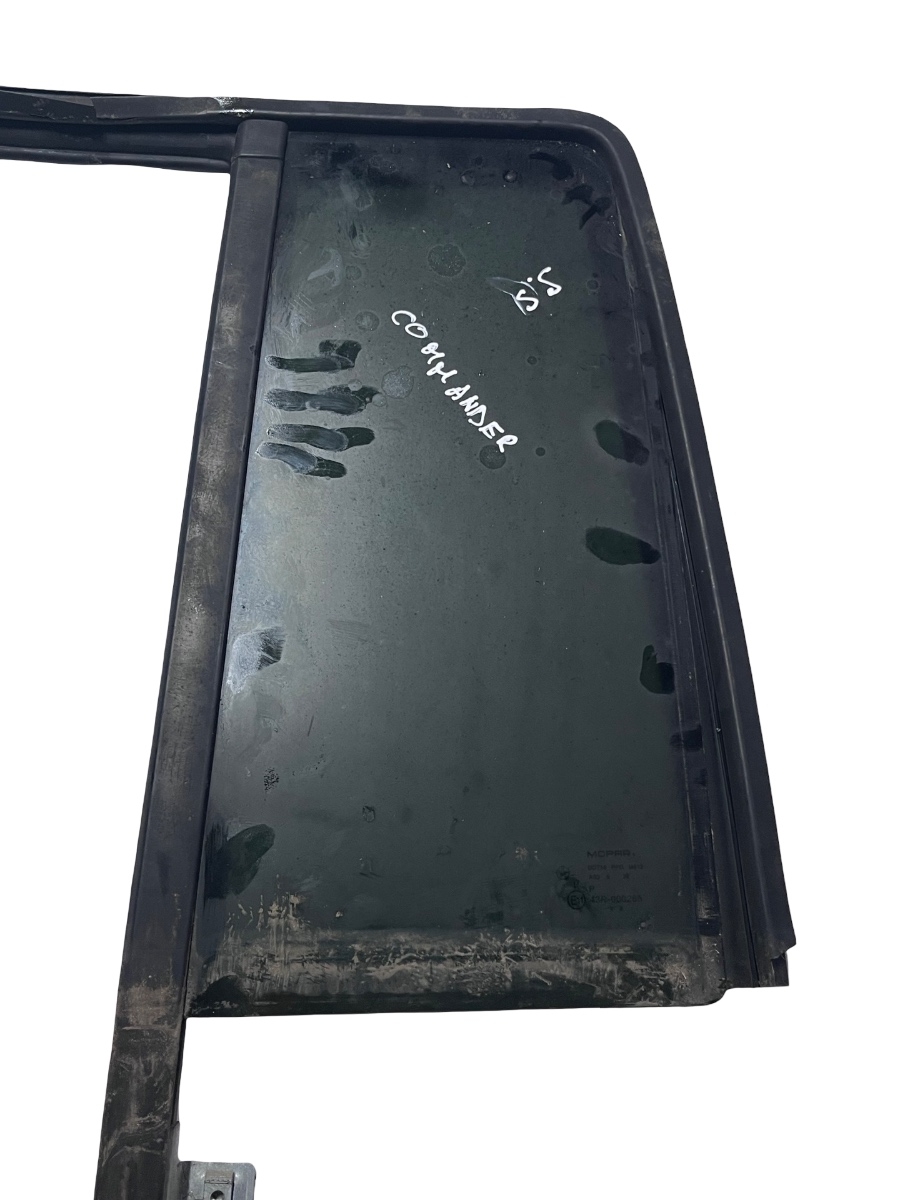 Geam fix dreapta spate JEEP COMMANDER XK, XH 2005 - 2010