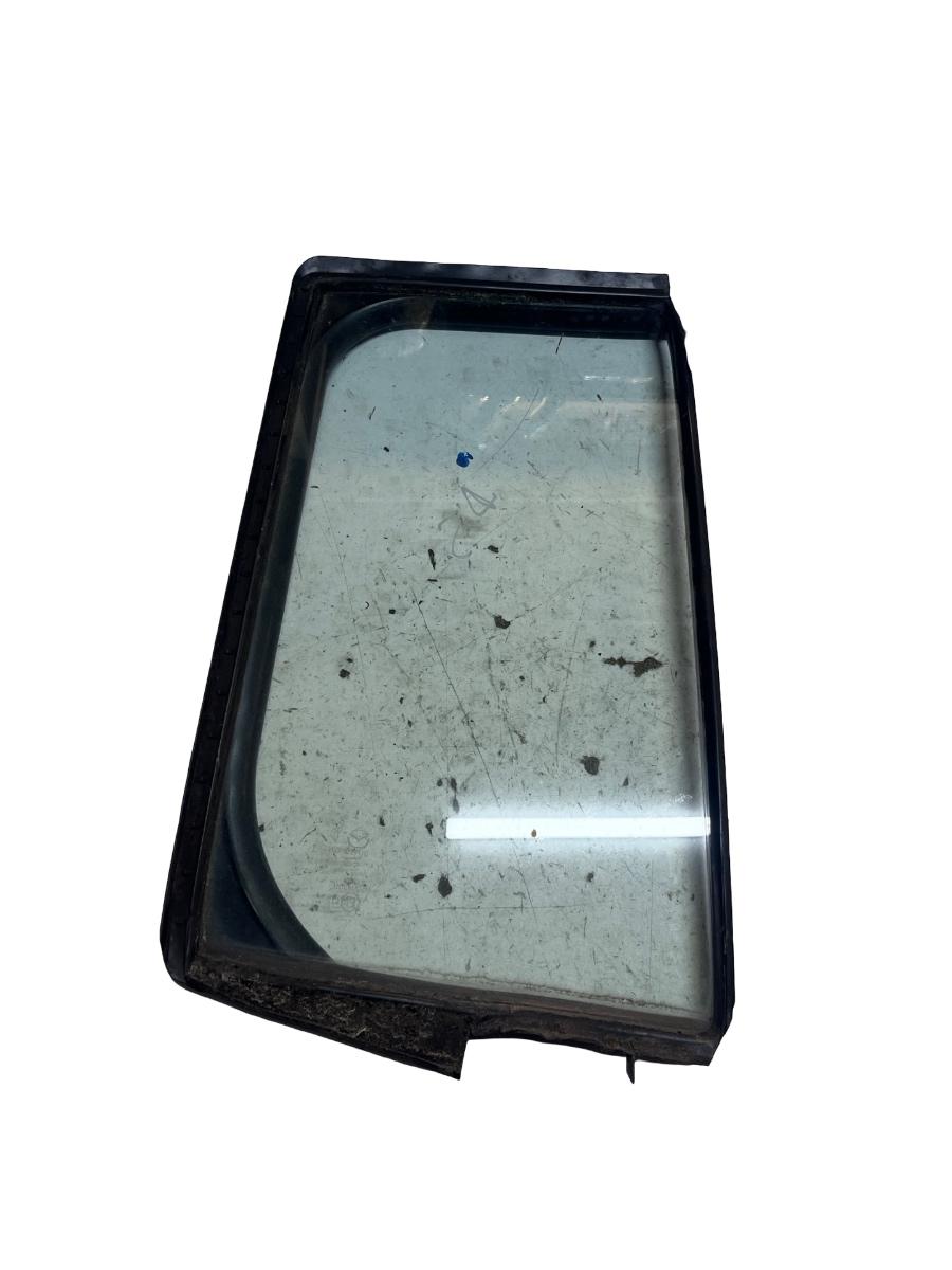 Geam fix dreapta spate MAZDA 5 CR19 2005 - 2010
