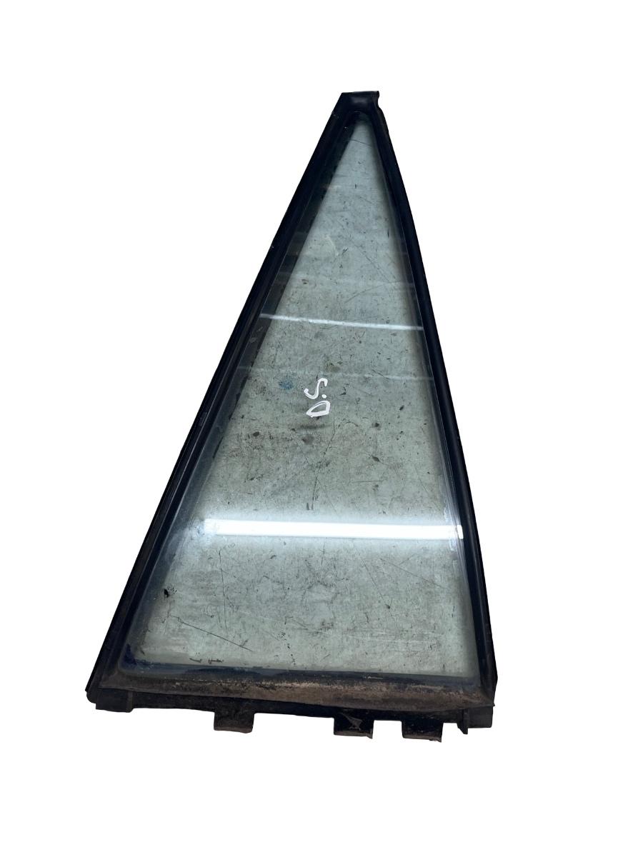 Geam fix dreapta spate TOYOTA COROLLA Verso _E12_ 2001 - 2004