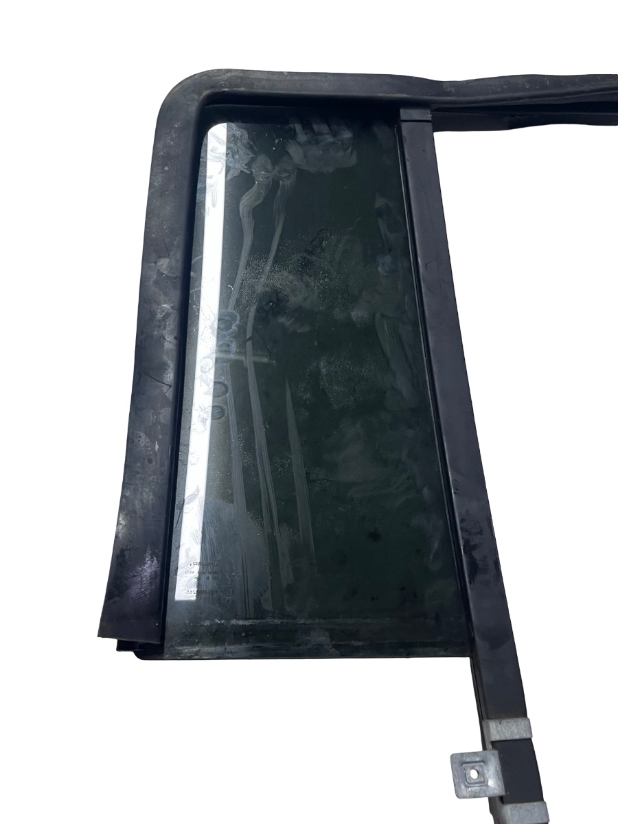 Geam fix  stanga spate JEEP COMMANDER XK, XH 2005 - 2010 – foto 2