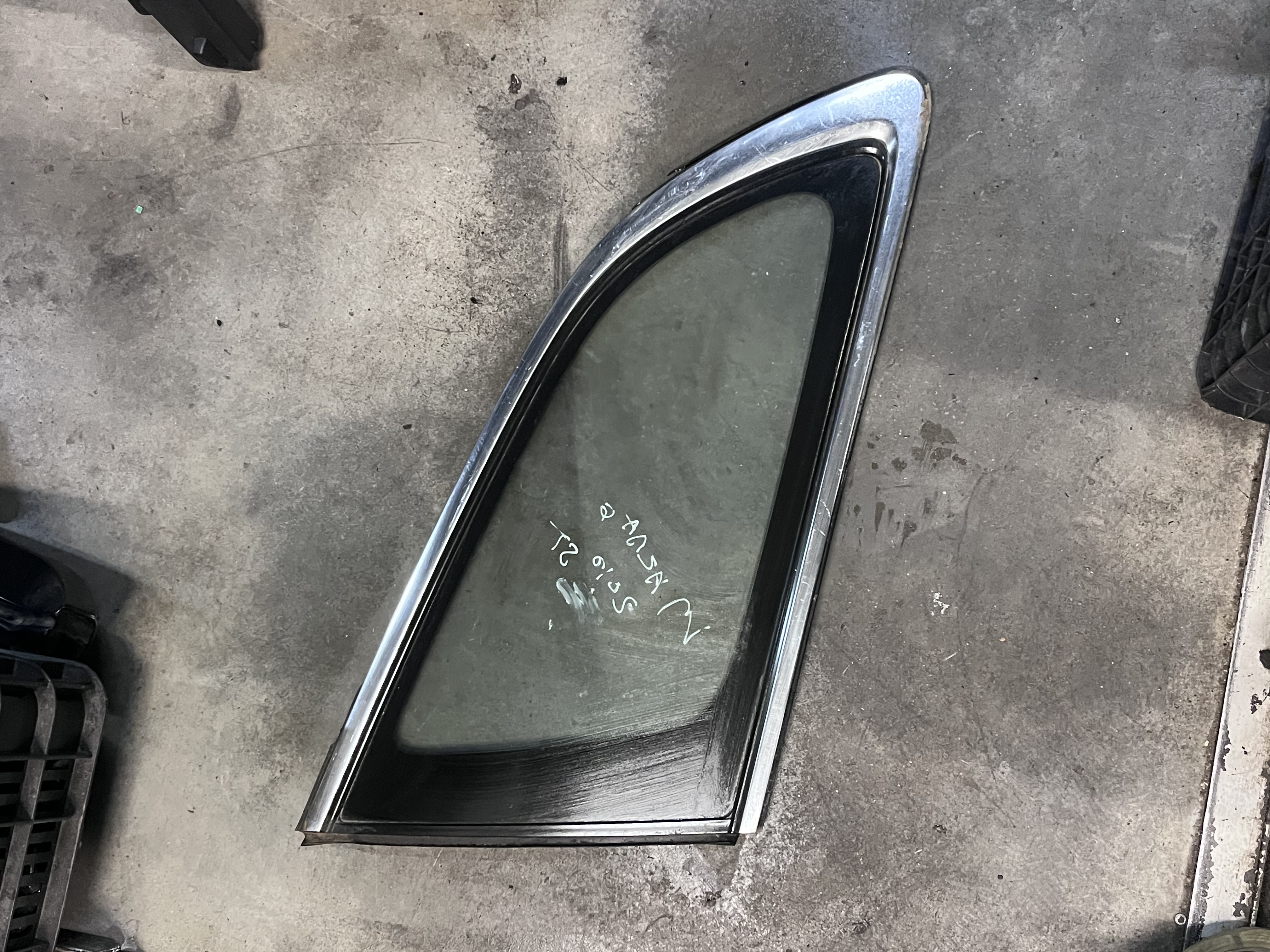 Geam Lateral Spate stânga Mazda 6 2 Combi 2007–2012 - cod: Mazda 6