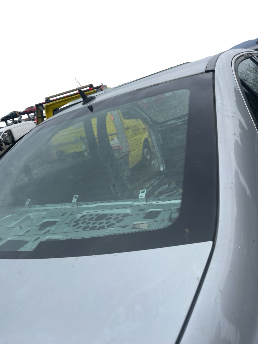 Geam luneta spate MERCEDES-BENZ C-CLASS W204 2007 - 2014 – foto 2