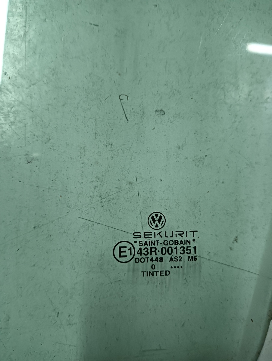 Geam  stanga fata VOLKSWAGEN GOLF VI 5K1 2008 - 2013 – foto 2