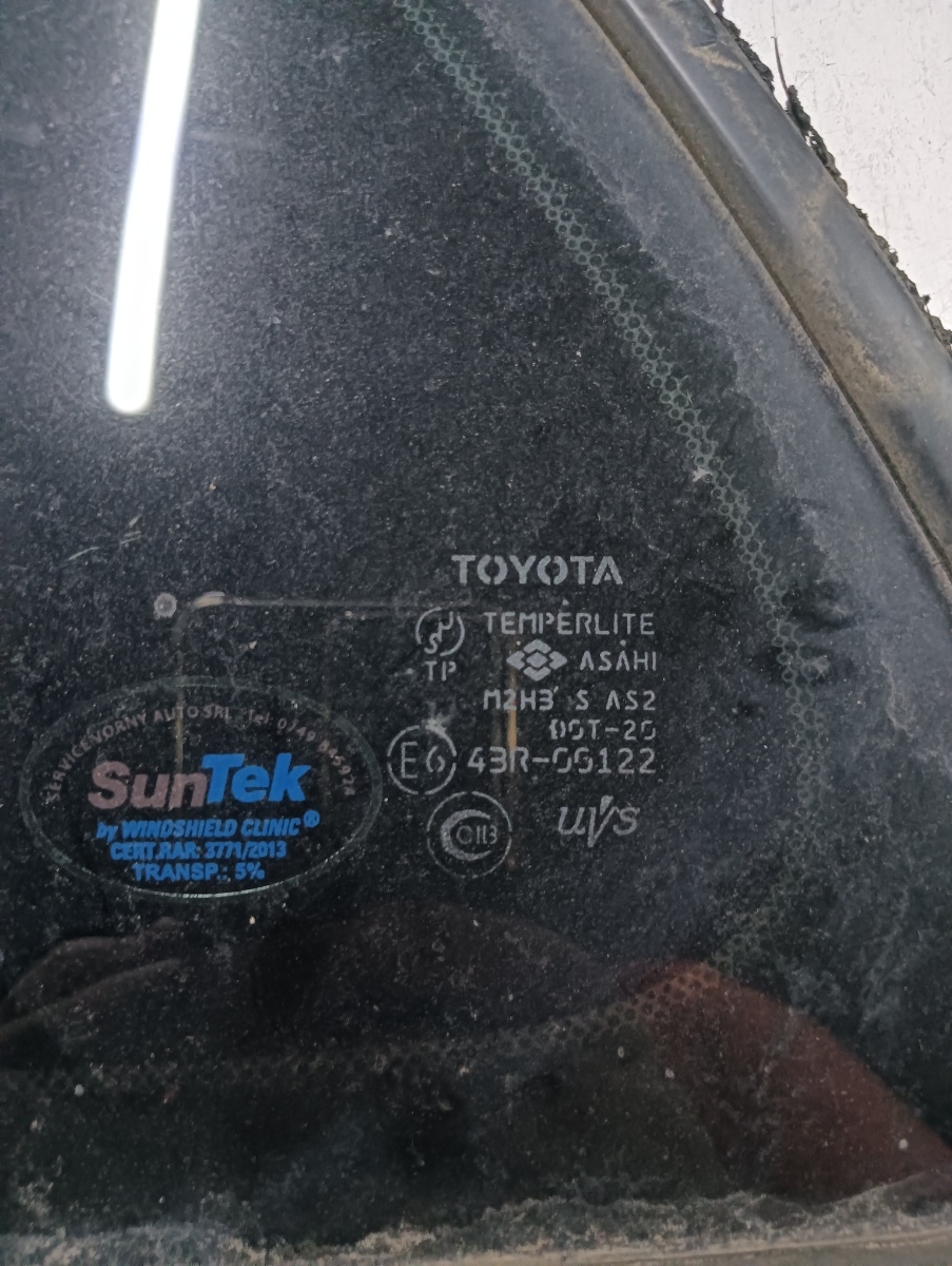 Geam  stanga spate TOYOTA RAV 4 II _A2_ 2000 - 2005 – foto 2