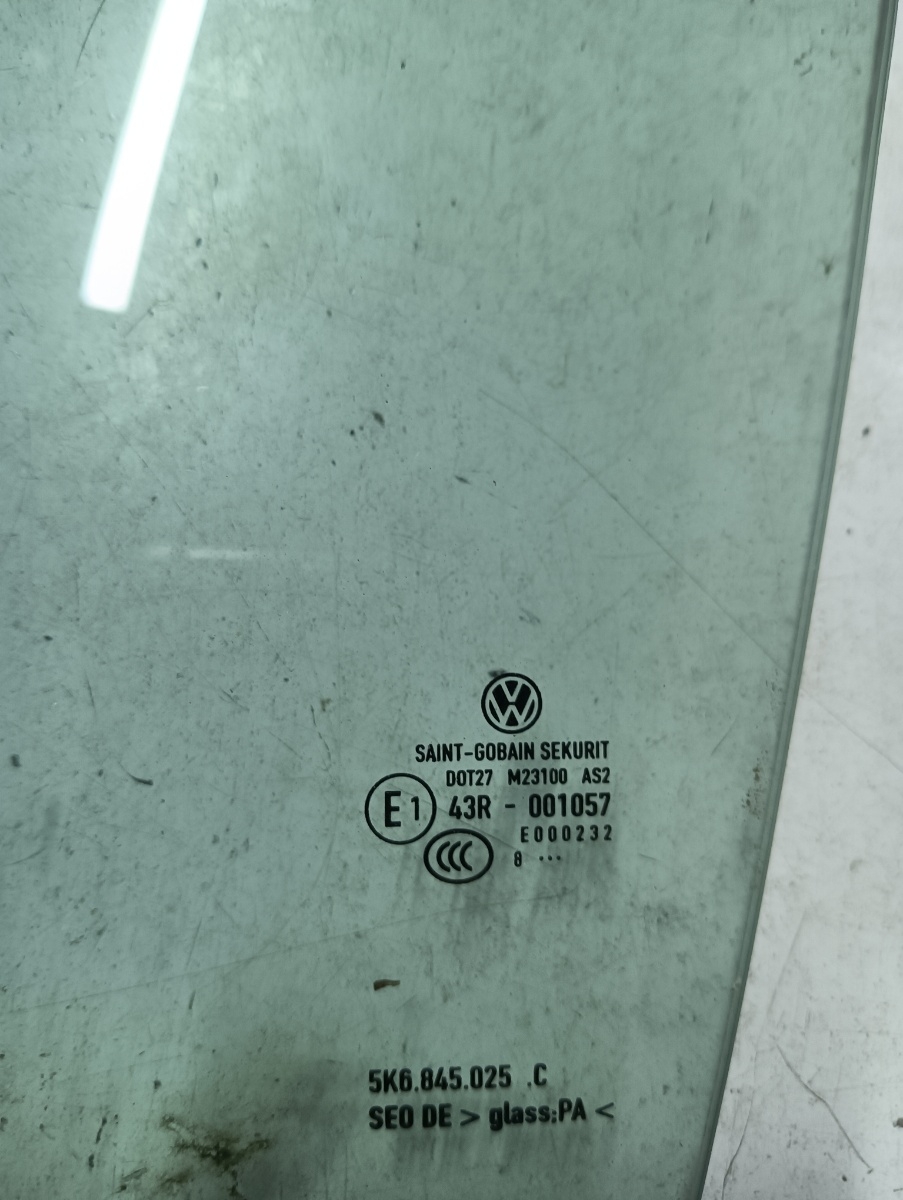 Geam  stanga spate VOLKSWAGEN GOLF VI 5K1 2008 - 2013 – foto 2