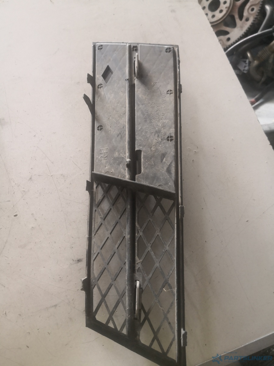 Grila bara dreapta fata BMW 5 (F10) [ 2009 - 2016 ] OEM 7200700 – foto 2