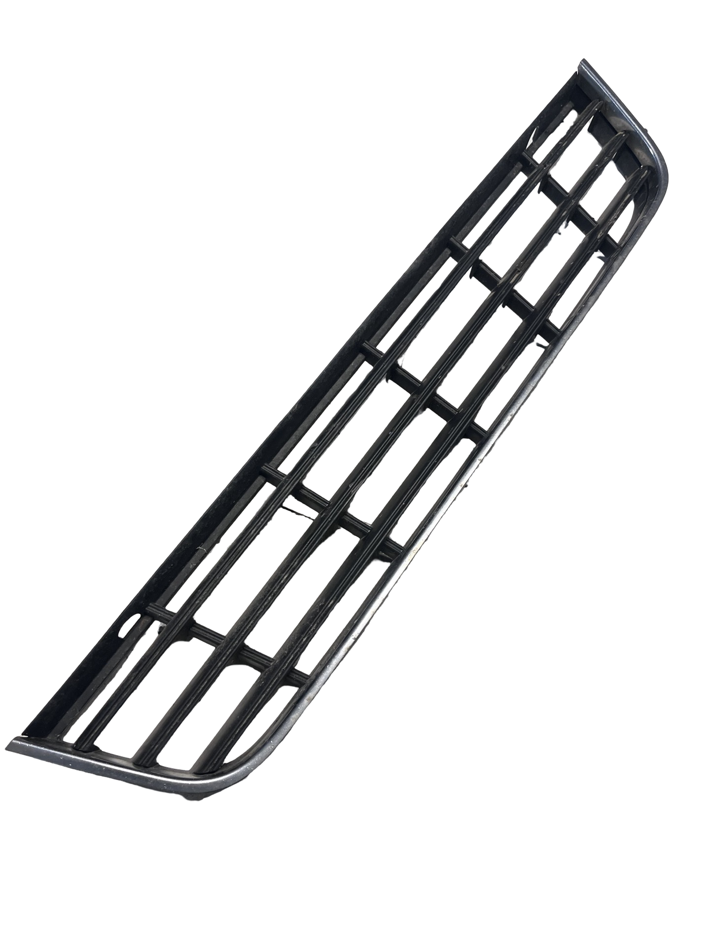 Grila bara Fata Volkswagen Passat B6 Combi 2005–2010 - cod: 3C0853677