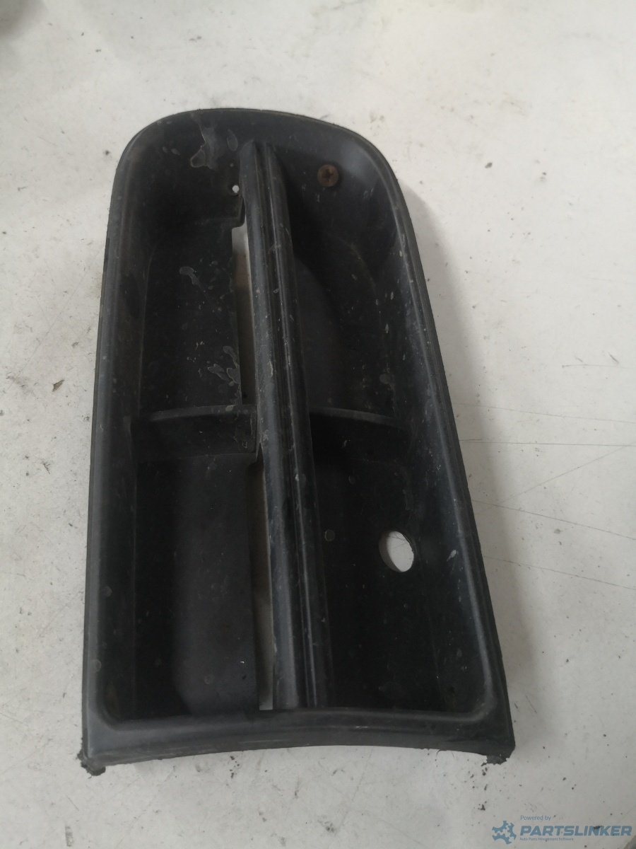 Grila bara SKODA ROOMSTER (5J) [ 2006 - 2015 ] OEM 5j0807681 – foto 2