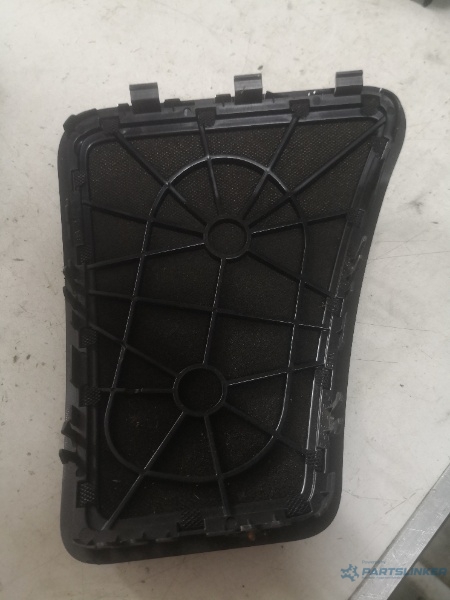 Grila boxa dreapta spate BMW 7 V (F01, F02, F03, F04) [ 2008 - 2015 ] – foto 2