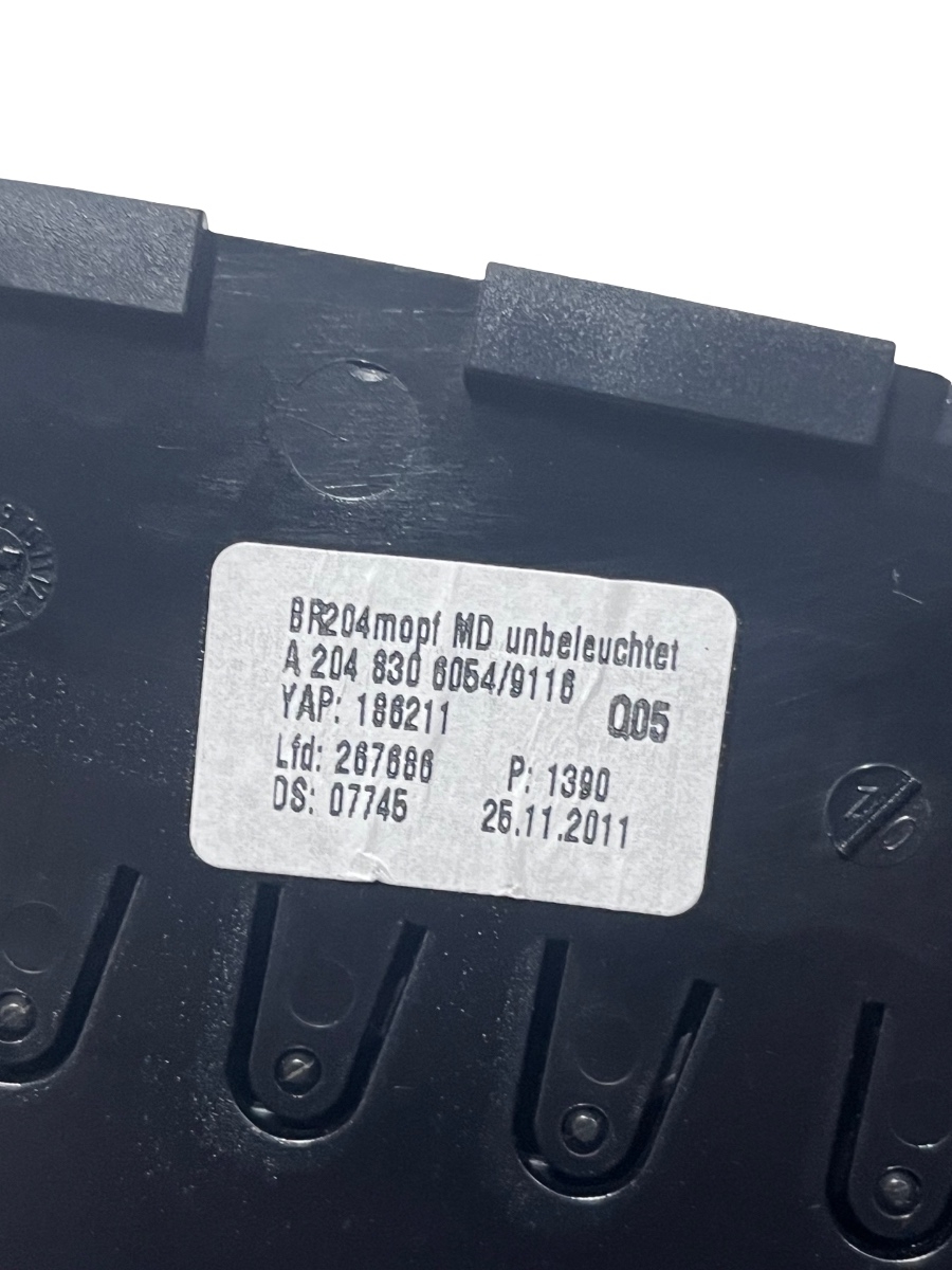 Grila de ventilatie bord centrala MERCEDES-BENZ C-CLASS W204 2007 - 2014 A2048306054 – foto 3
