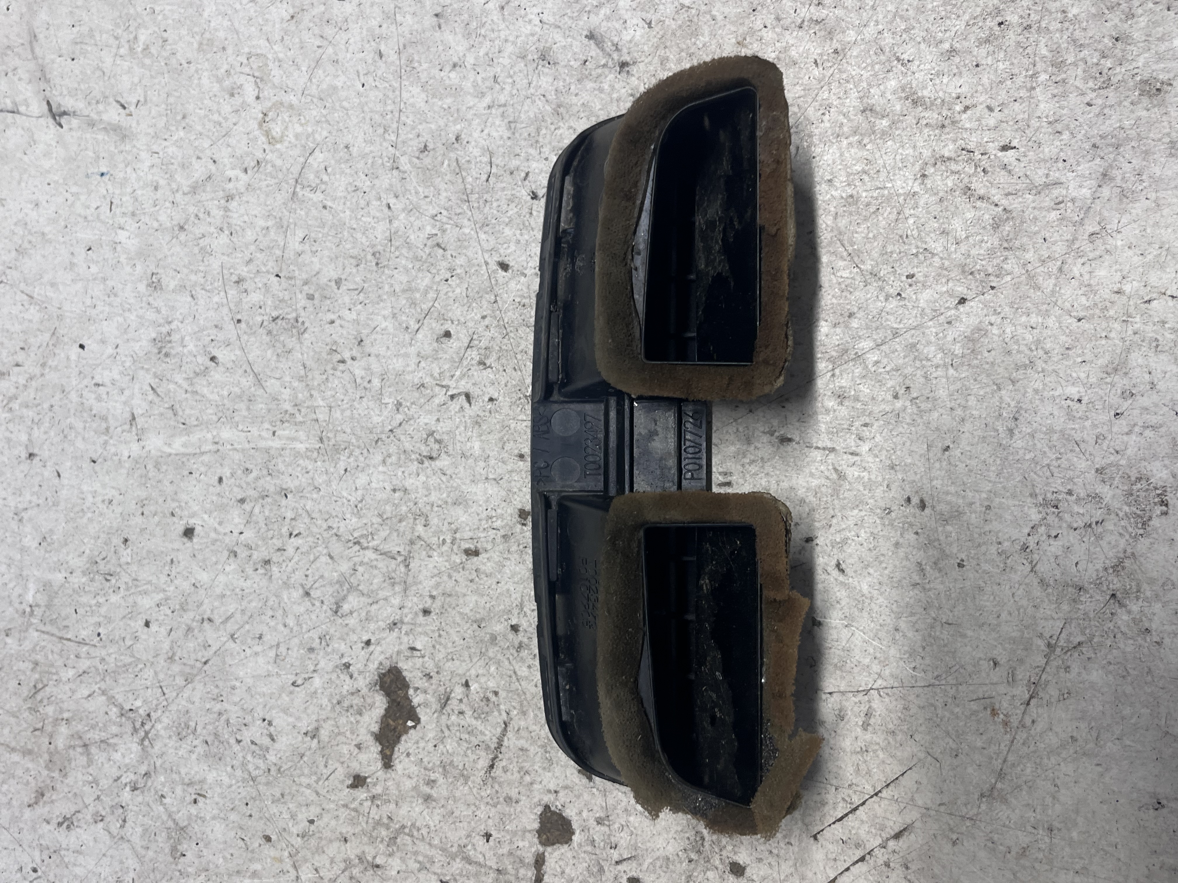 Grila De Ventilatie Bord Centrala Mercedes S-class W221 2005–2013 Sedan - cod: A2216890066 – foto 3