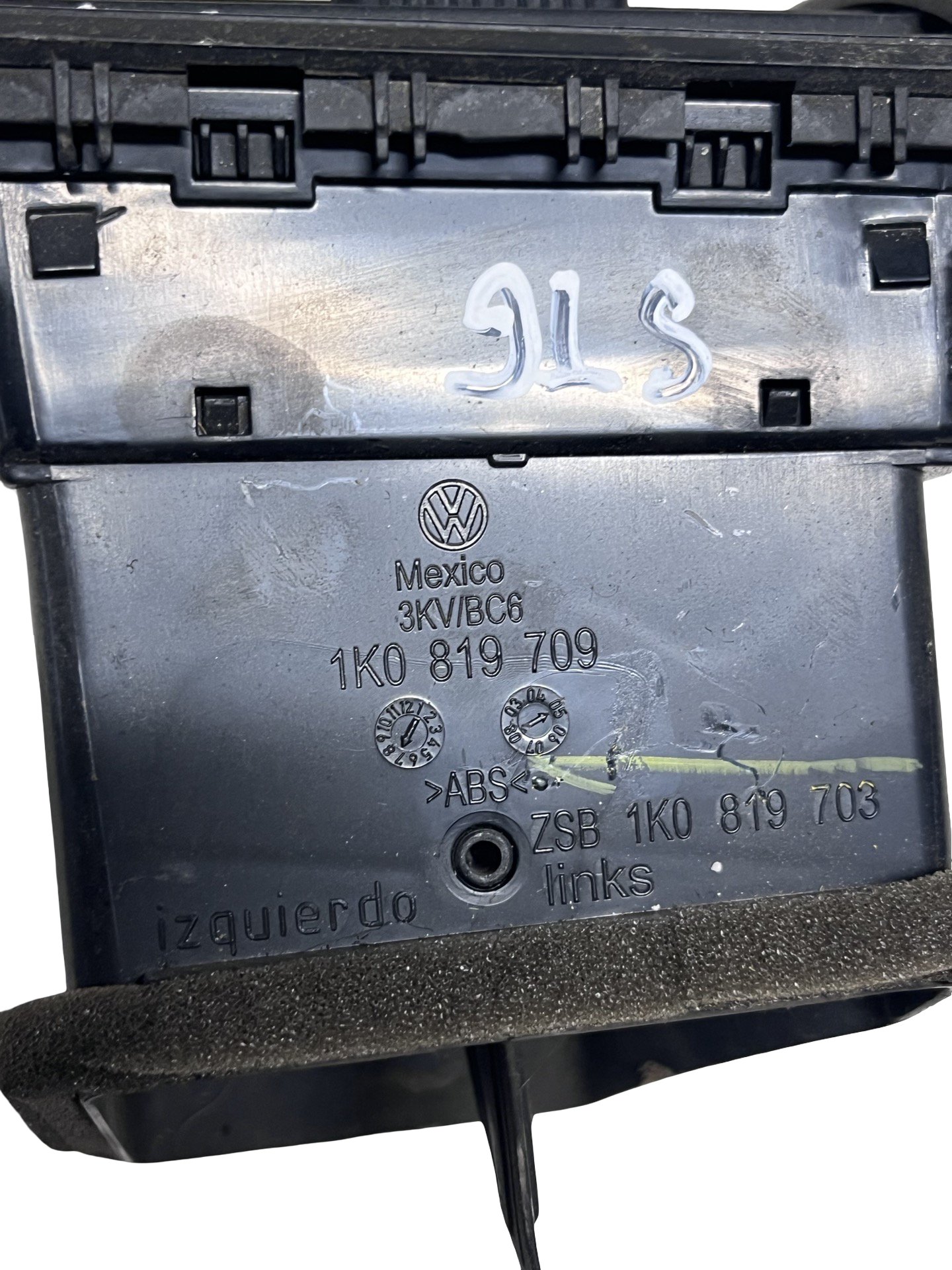 Grila De Ventilatie Bord Centrala stânga față Volkswagen Jetta V 2005–2010 - cod: 1K0819709 – foto 2