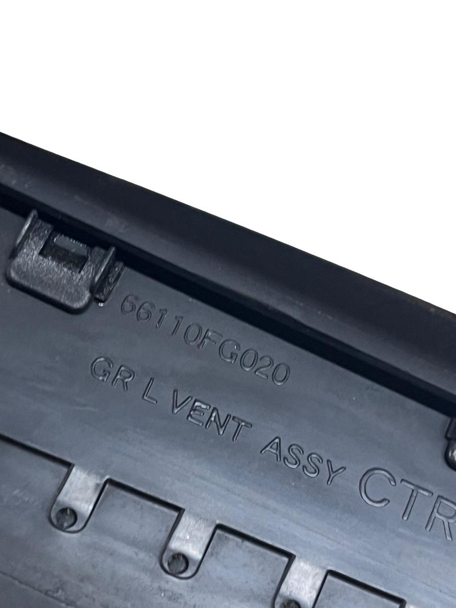 Grila de ventilatie bord centrala SUBARU FORESTER III SH 2007 -> 66110FG020 – foto 2