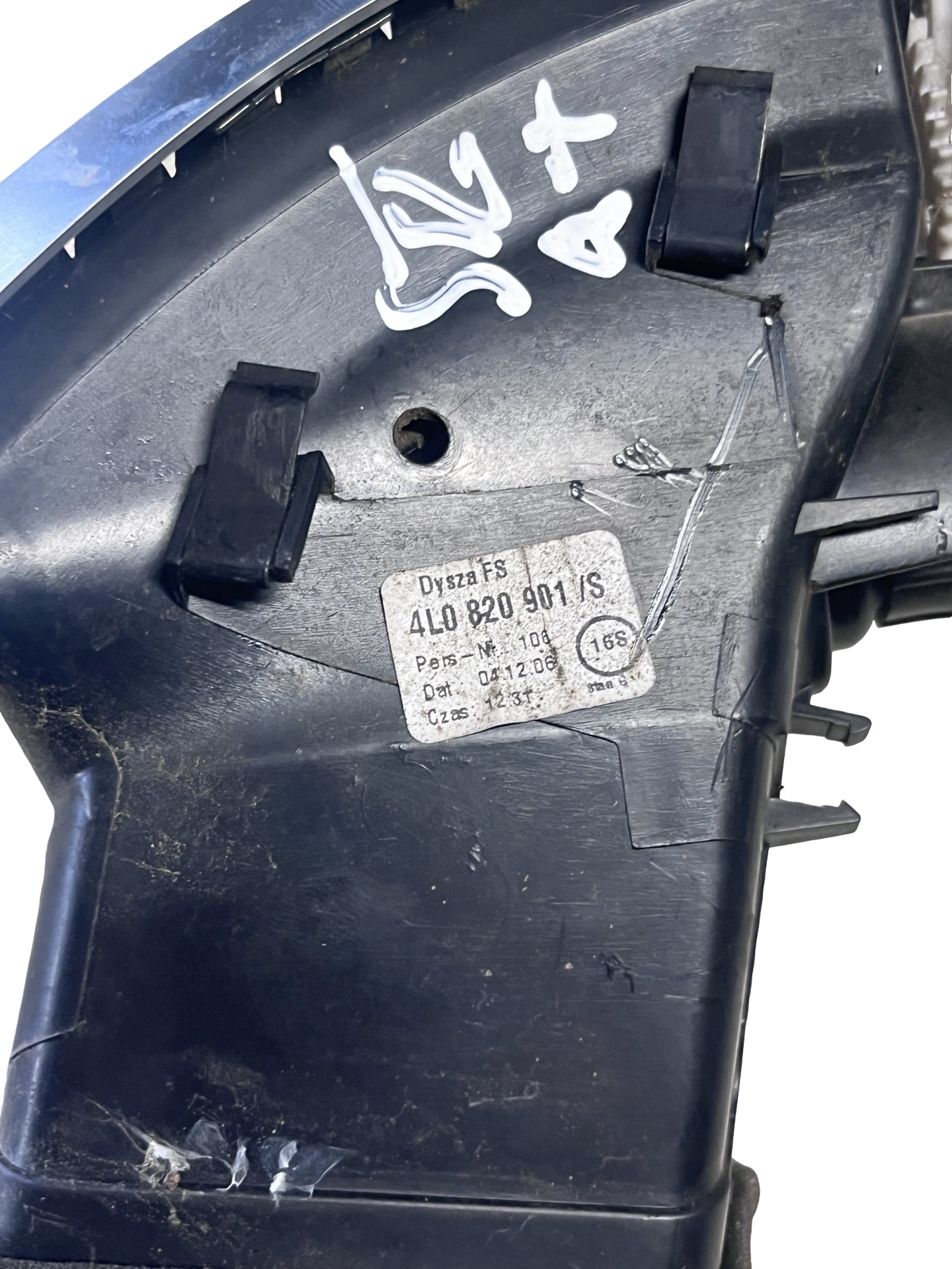 Grila DE Ventilatie Bord stânga față Audi Q7 1 2005–2015 - cod: 4L0820901 – foto 3