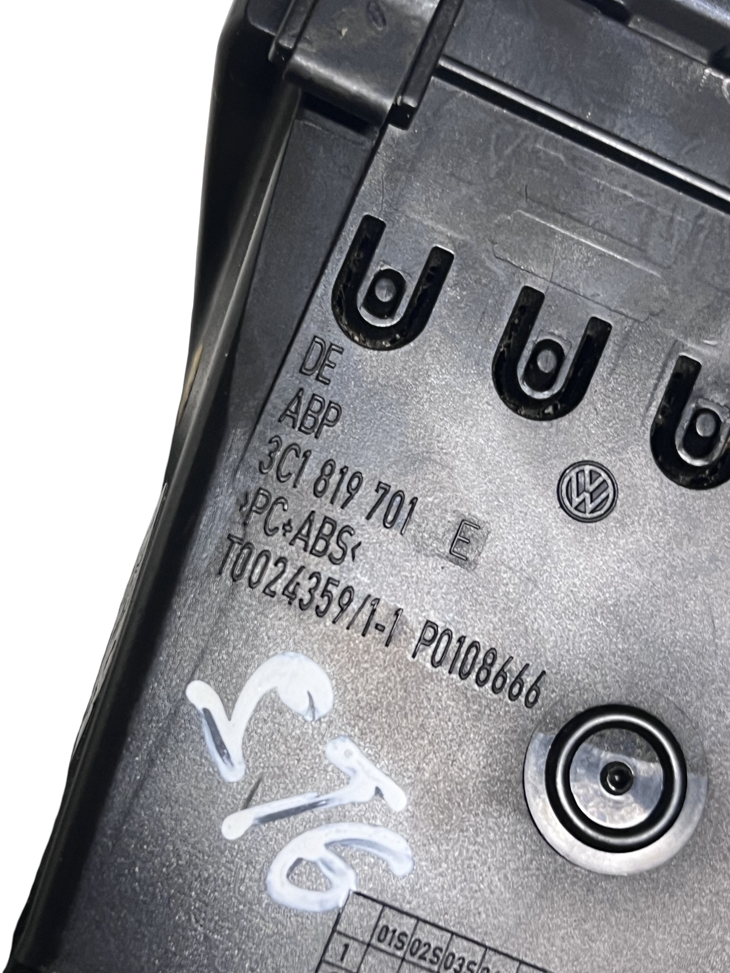 Grila DE Ventilatie Bord stânga față Volkswagen Passat B6 Combi 2005–2010 - cod: 3C1819791E – foto 3