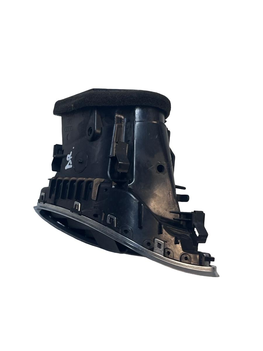 Grila de ventilatie laterala dreapta fata AUDI A5/S5 8T3 2007 - 2017 8T1820902B – foto 3