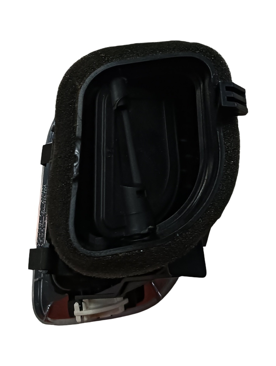 Grila de ventilatie laterala panou de bord dreapta fata VOLVO V40 525 2013 - 2015 7390000 – foto 2