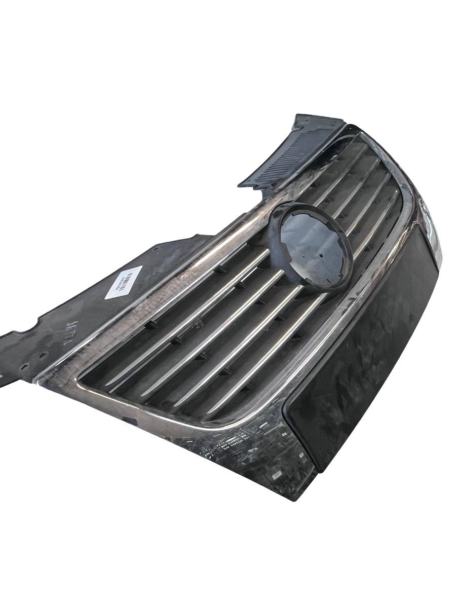 Grila fata cu DEFECT (CROM CRAPAT) VOLKSWAGEN PASSAT 3C2 2005 - 2010 3C0853651D