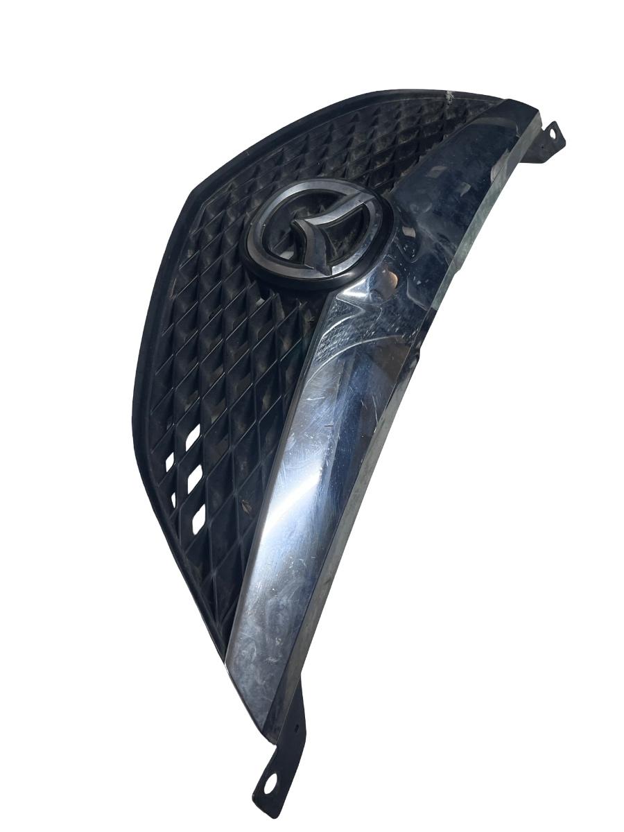 Grila fata MAZDA 6 GG 2002 - 2008 GJ6A50712