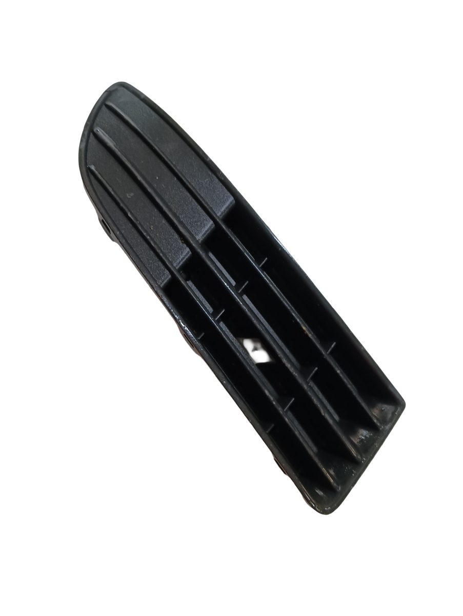 Grila proiector stanga fata VOLKSWAGEN POLO 9N_ 2001 - 2012 6q0853666e
