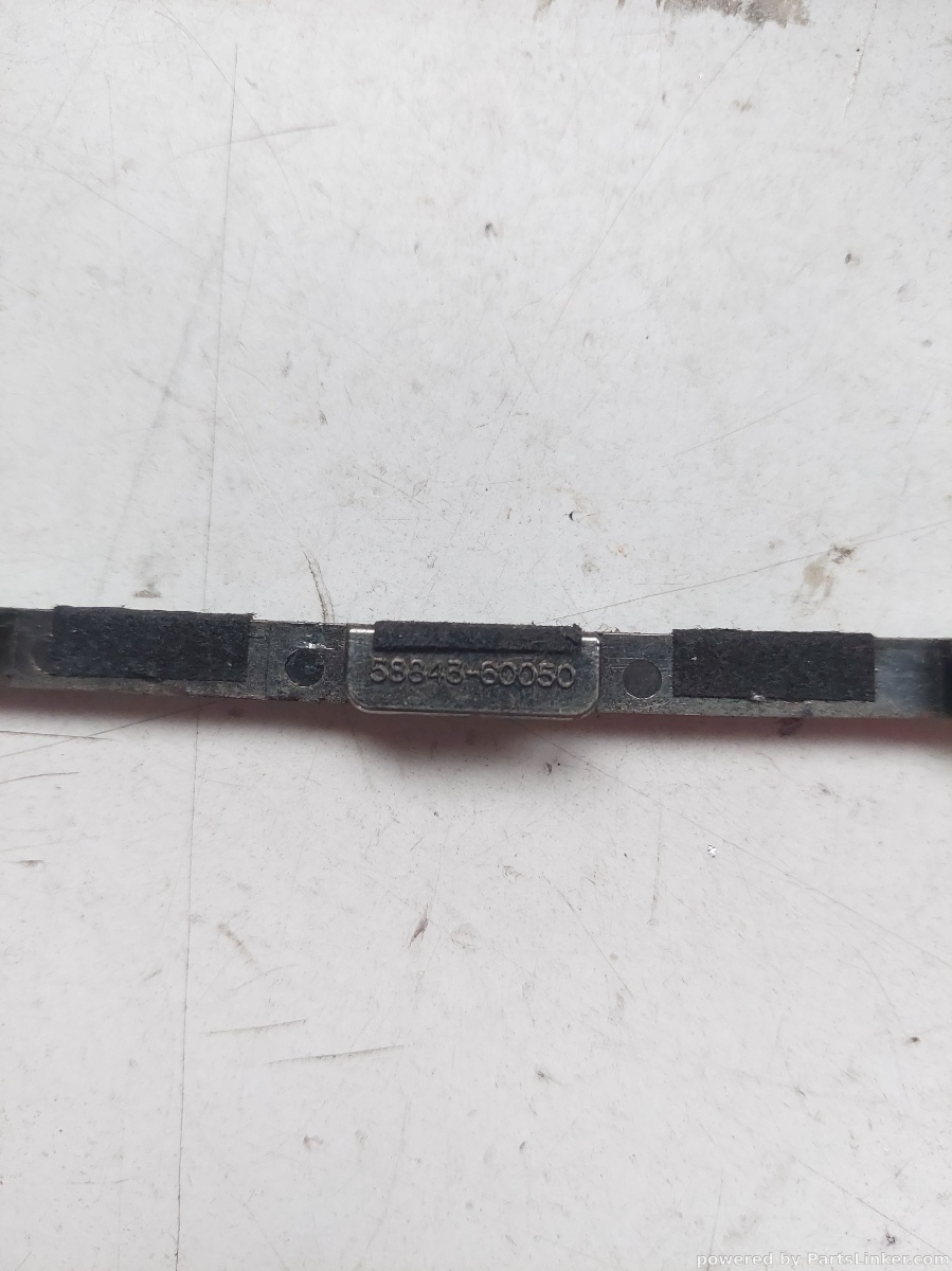Grila schimbator TOYOTA LAND CRUISER 100 FZJ1_, UZJ1_ 1998 - 2008 5884360050 – foto 3