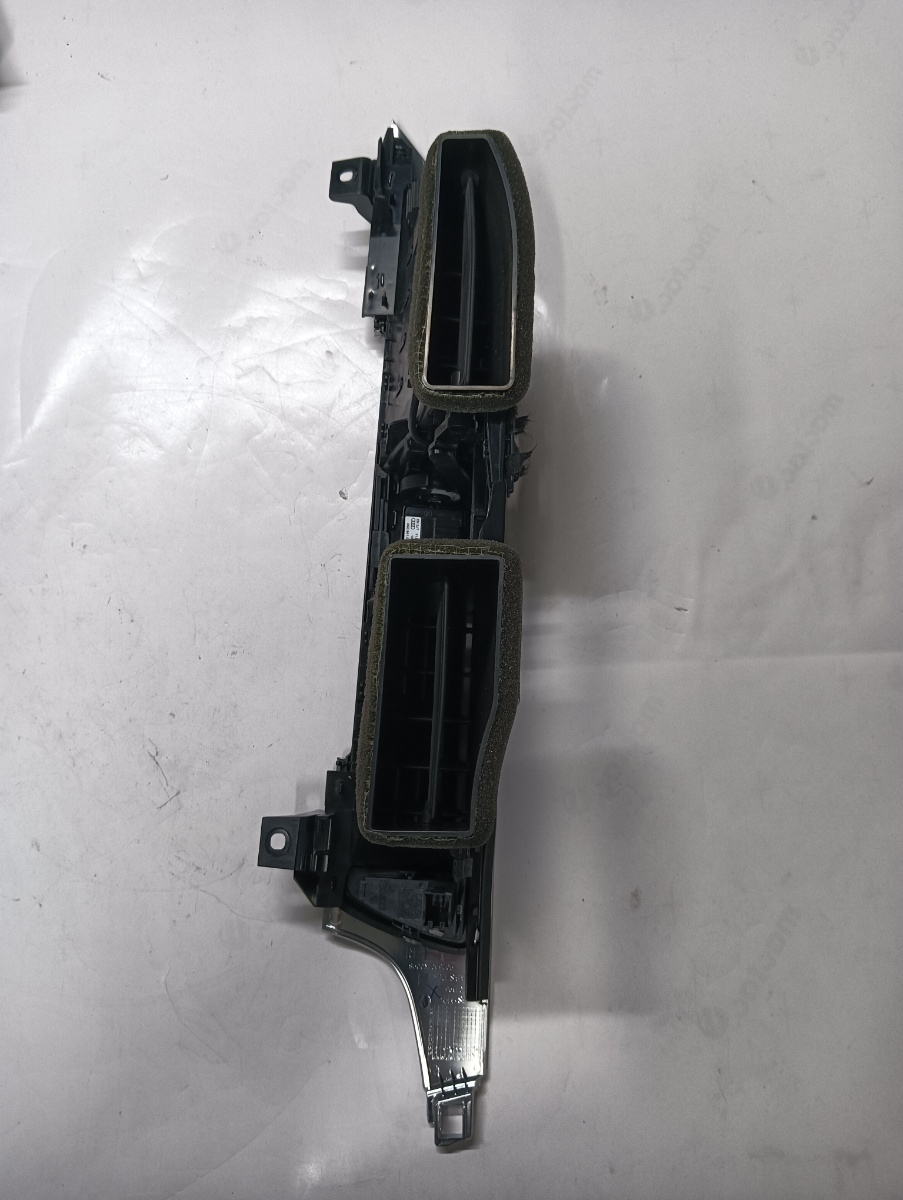 Grila ventilatie /buton avarie AUDI A7 Sportback 4GA, 4GF 2010 - 2018 – foto 2
