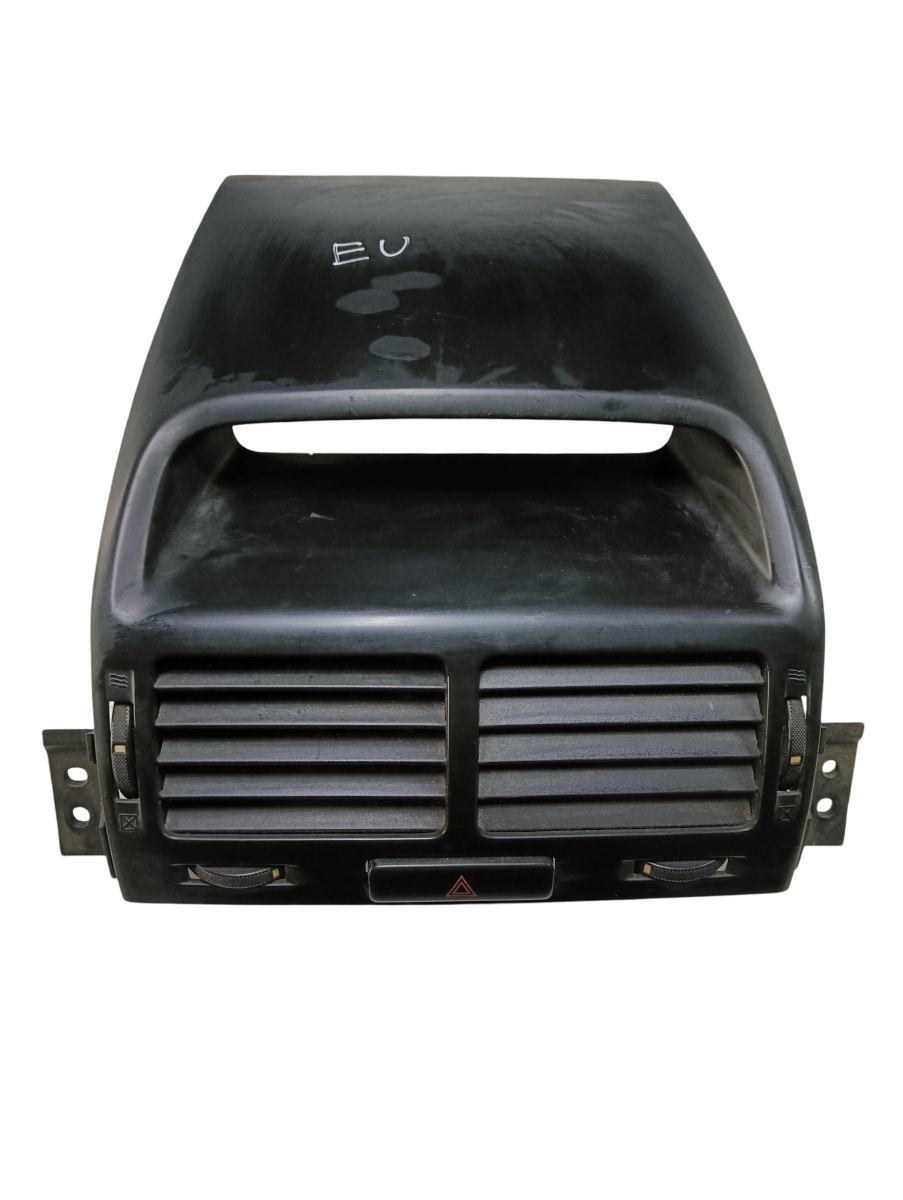 Grila ventilatie/buton avarie SUZUKI GRAND VITARA II JT, TE, TD 2005 - > 7382165j0