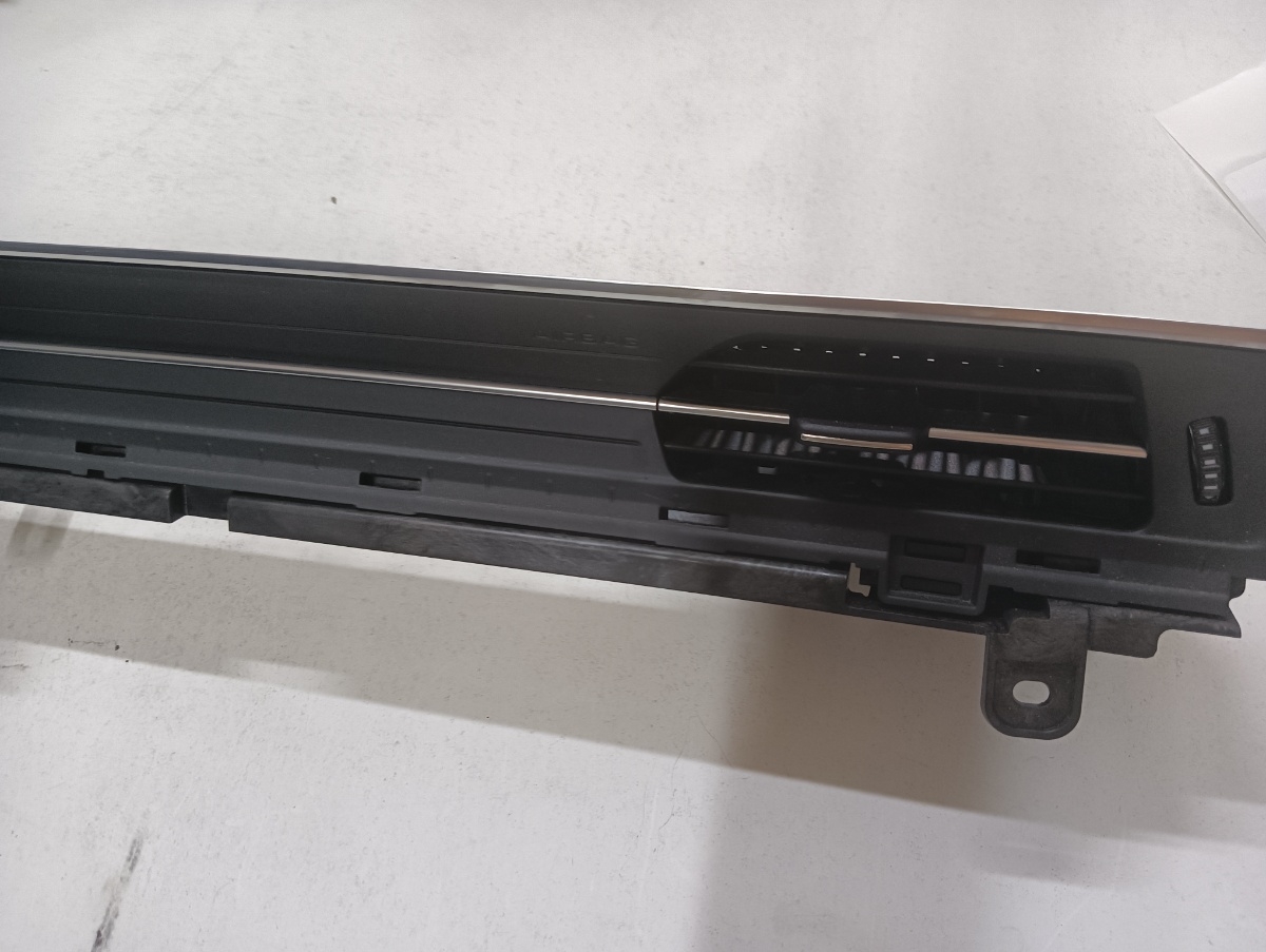 Guri ventilatie bord fata AUDI A6 C8, 4A2 2018 - > 4k1820902 – foto 2