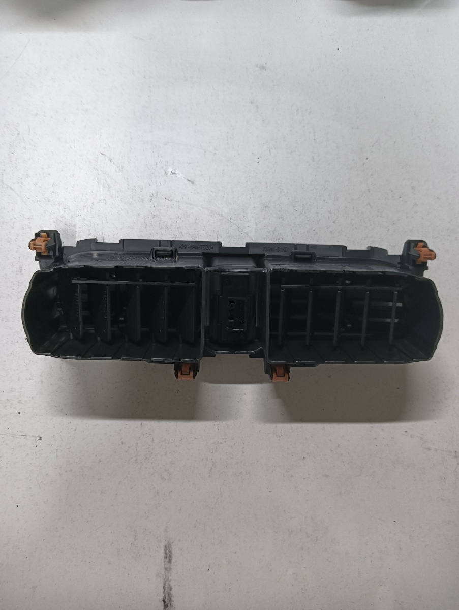 Guri ventilatie  OPEL AGILA B H08 2008 - 2014 7384151k0 – foto 2