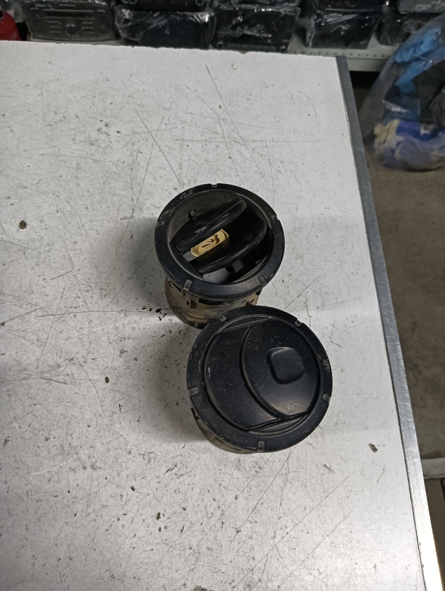 Guri ventilatie  RENAULT MASTER II Box (FD) [ 1998 - > ] – foto 2