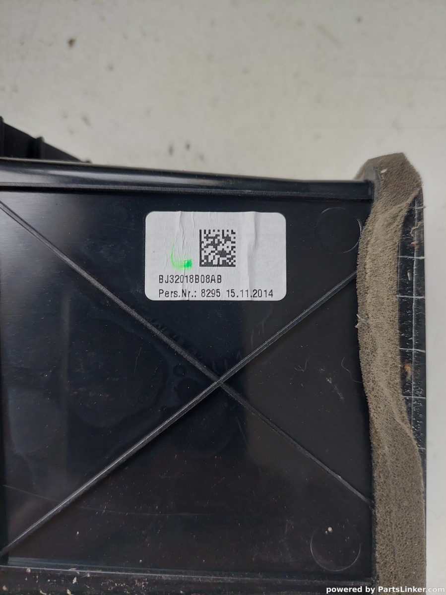 Guri ventilatie stanga fata LAND ROVER RANGE ROVER EVOQUE (LV_, L538) [ 2011 - > ] OEM Bj32018b08ab – foto 2