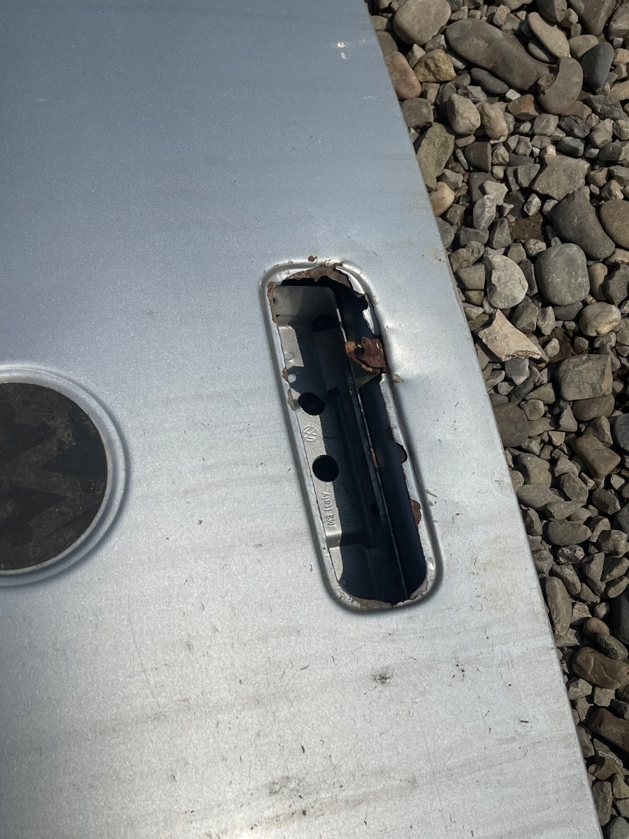 Haion portbagaj VOLKSWAGEN GOLF IV 1J1 1997 - 2007 – foto 3