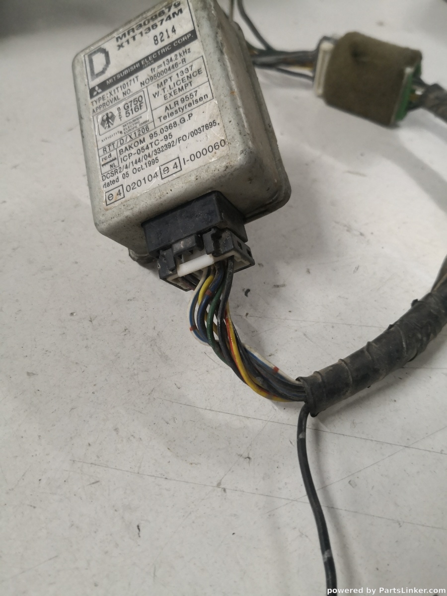 Imobilizator MITSUBISHI PAJERO II (V3_W, V2_W, V4_W) [ 1990 - 2001 ] OEM Mr309679 – foto 2