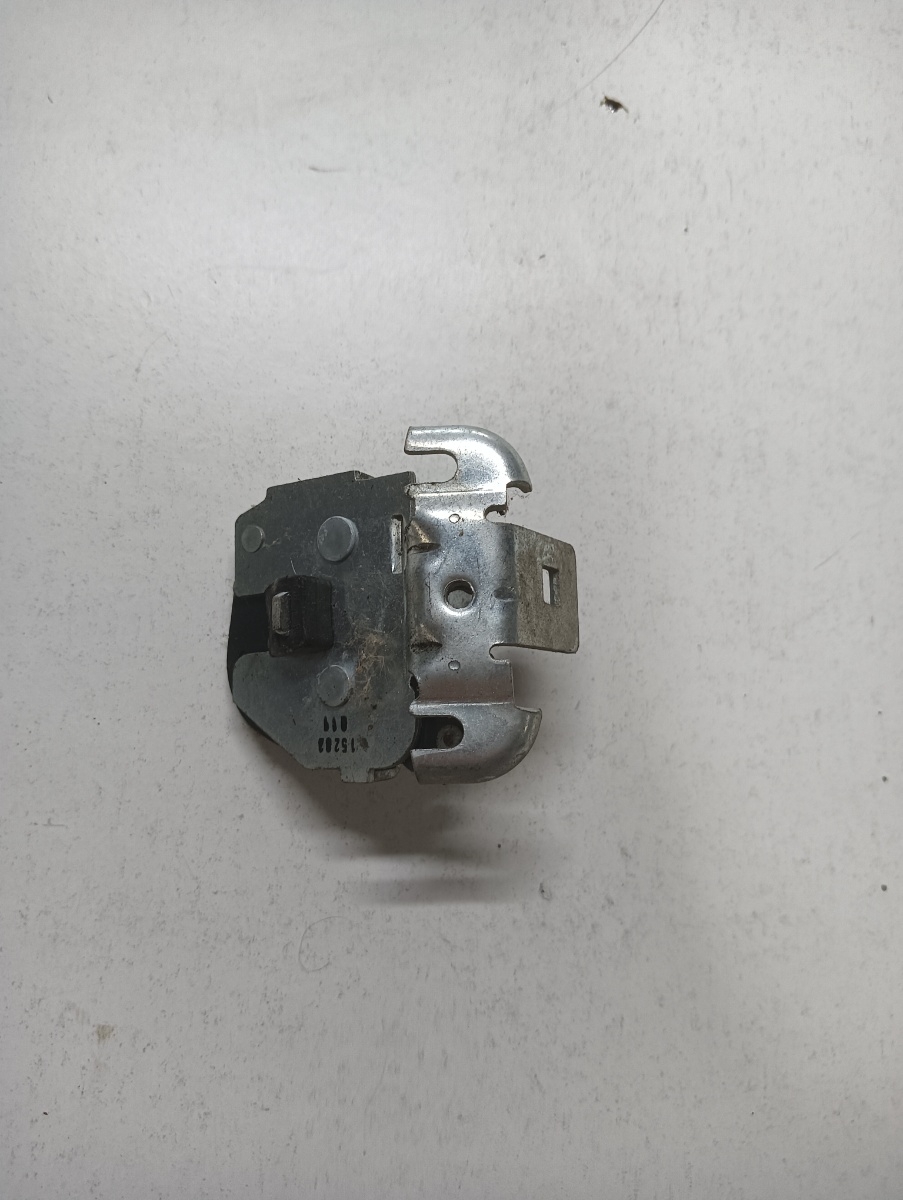 Incuietoare capota  MERCEDES-BENZ C-CLASS II W203  2000 - 2007 – foto 2