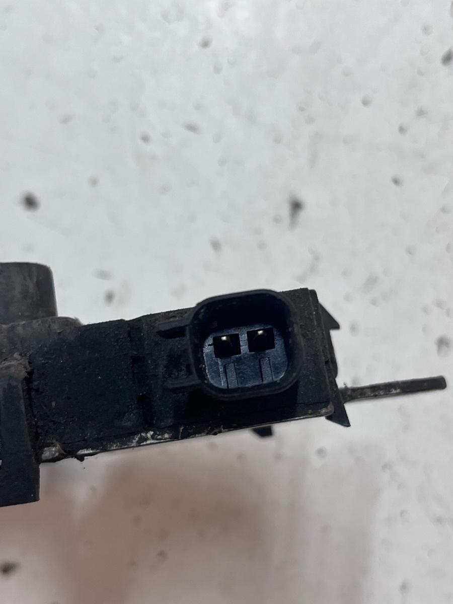 Incuietoare capota motor FORD FOCUS C-MAX DM2 2003 - 2007 3M51-16700-BB – foto 2