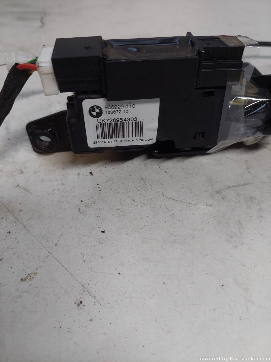 Incuietoare, exterior haion  BMW X5 III (F15, F85) [ 2012 - 2018 ] OEM 966929110 – foto 2