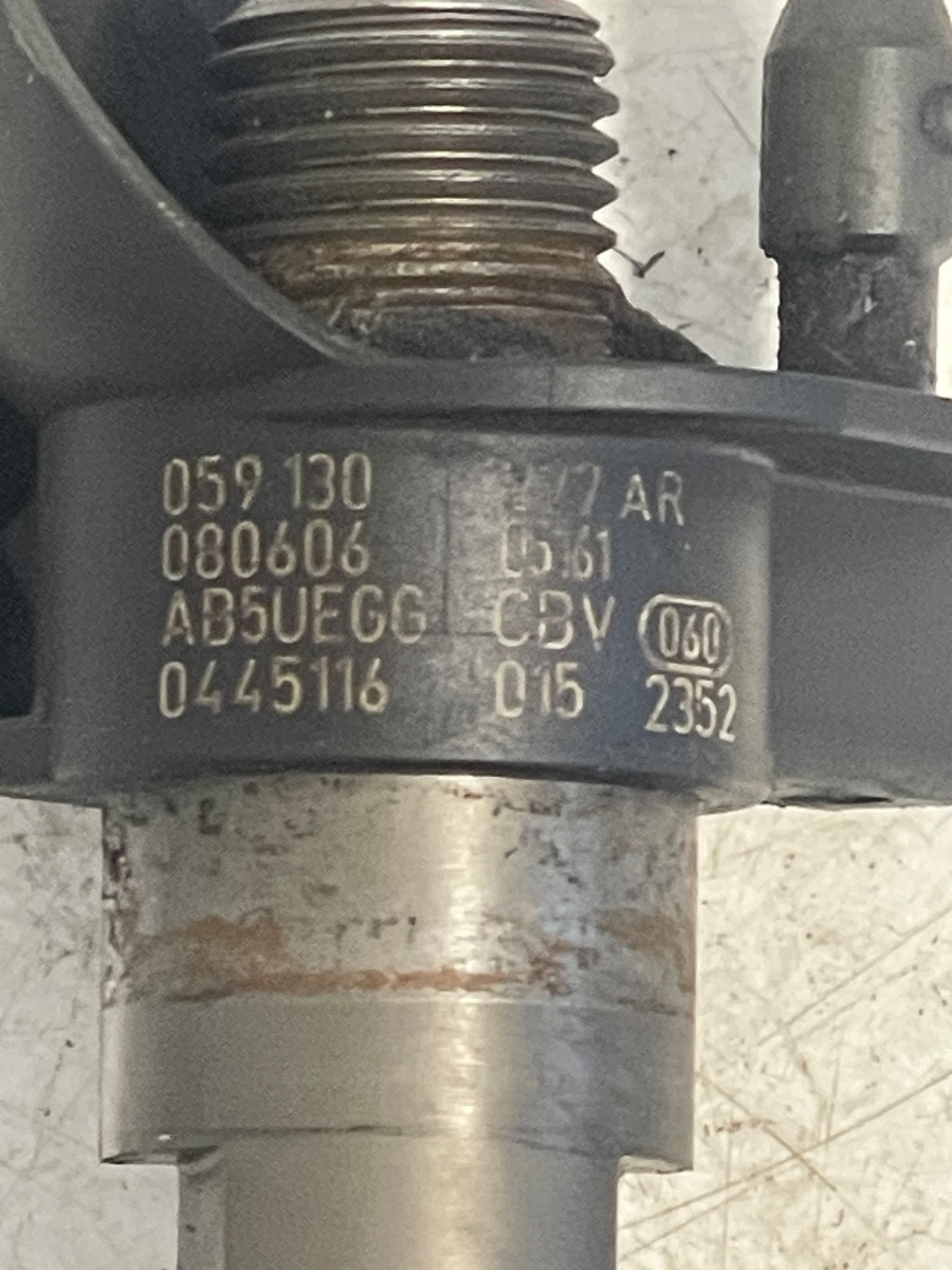 Injector combustibil AUDI A6/S6 III Saloon 4F2, C6 2004 - 2011 2.7TDI  0445116 / 059130277AR – foto 2