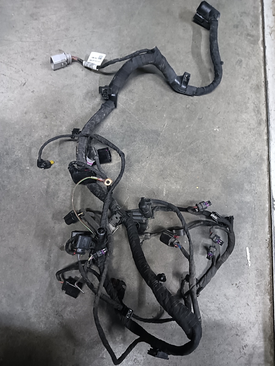 Instalatie electrica motor  SKODA RAPID II NH3 2012 - > 1.2 TSI CJZD 04e971612at
