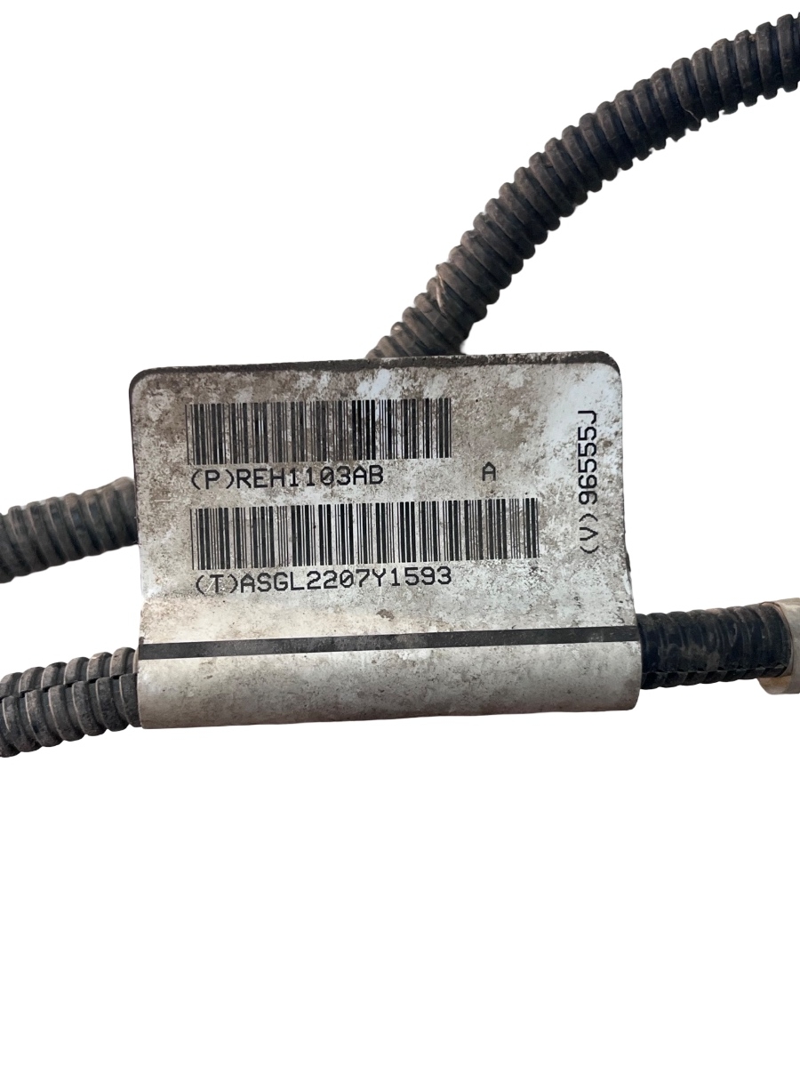 Instalatie senzori parcare fata  JEEP COMMANDER XK, XH 2005 - 2010 REH1103AB – foto 2