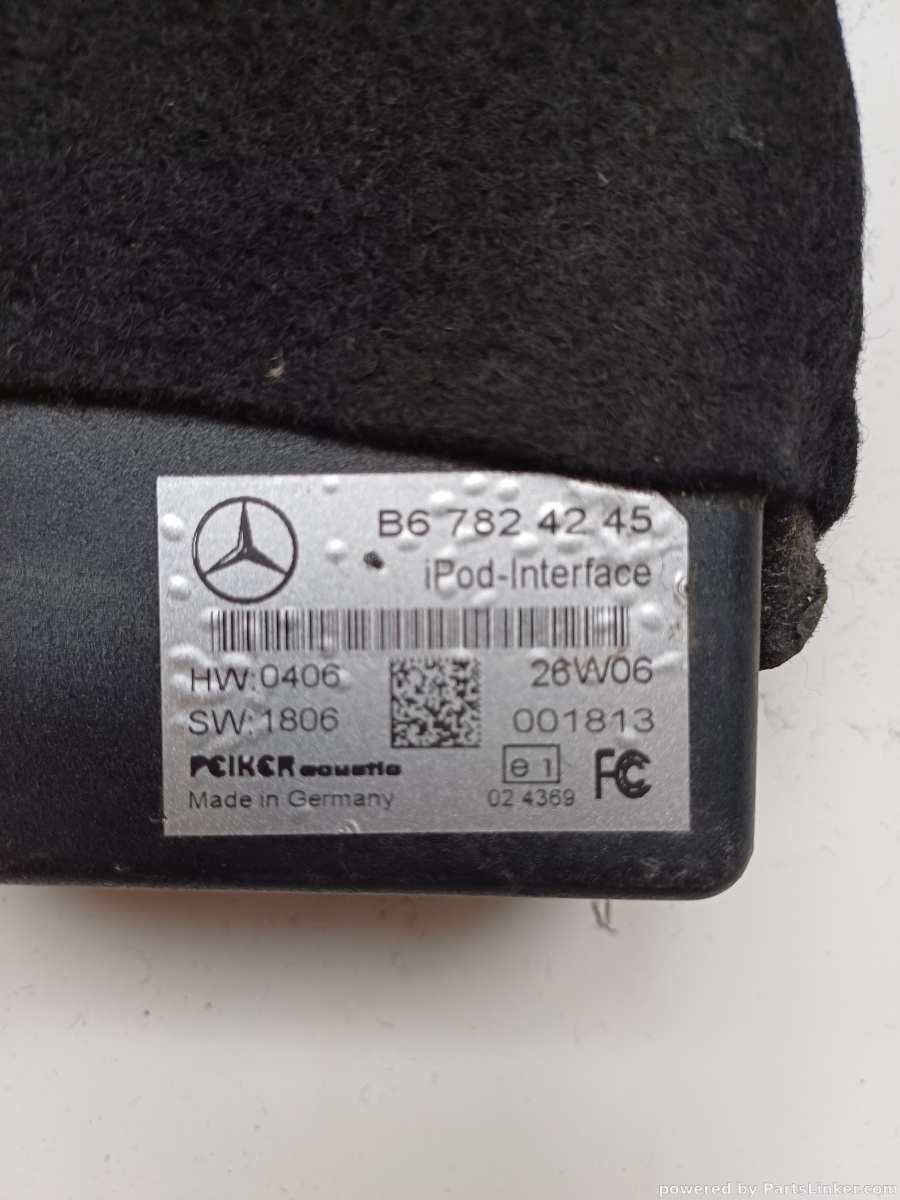 Interfata audio IPod MERCEDES-BENZ S-CLASS II (W221, C215) [ 2005 - 2013 ] OEM B67824245 – foto 2
