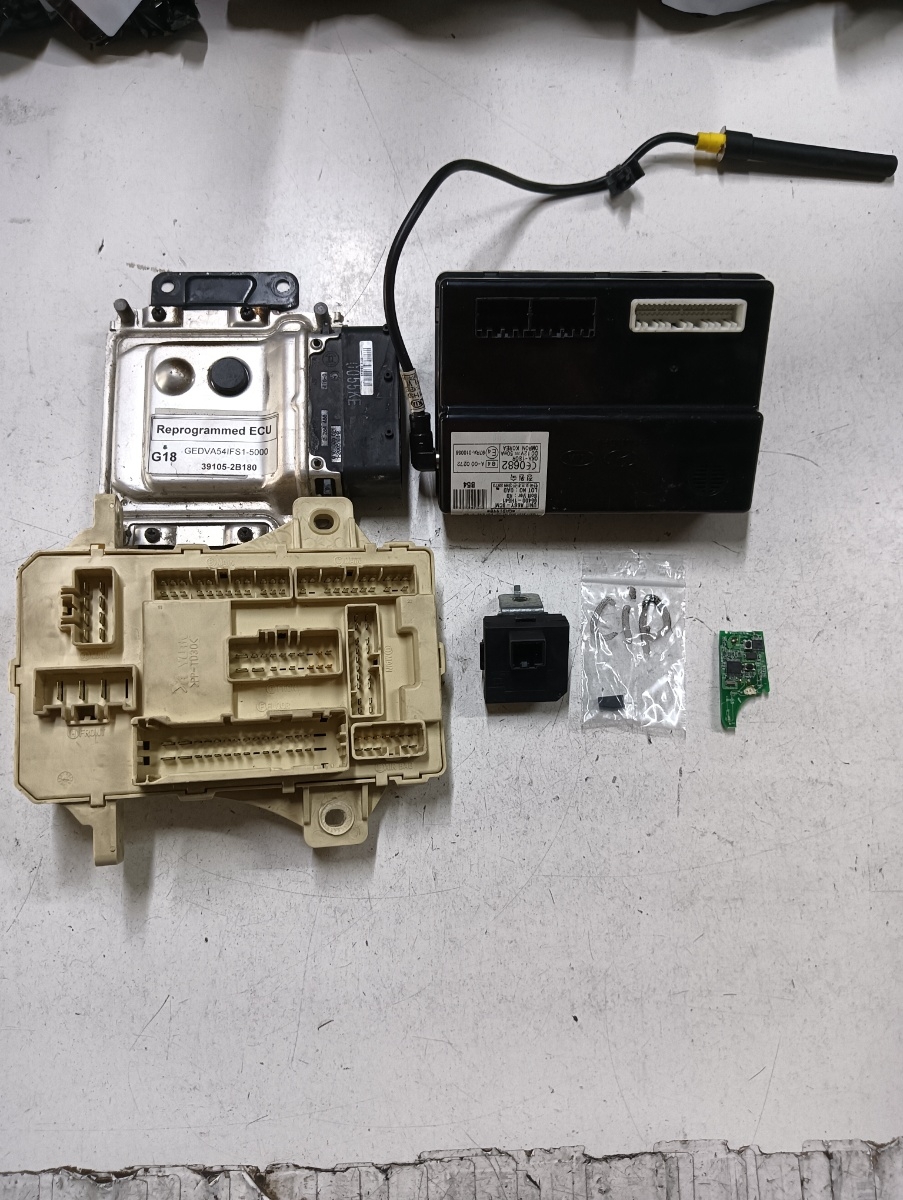 Kit pornire KIA CEED Hatchback ED 2006 - 2012 1.4 CVVT G4FA 391052b180 – foto 4