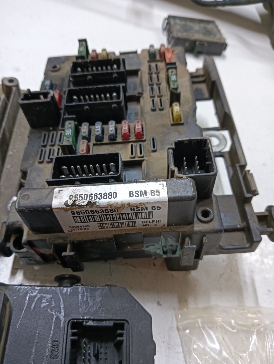 Kit pornire PEUGEOT 206 Saloon 2007 - > 1.4 HDi eco 70 8HZ (DV4TD) 0281010707 – foto 2