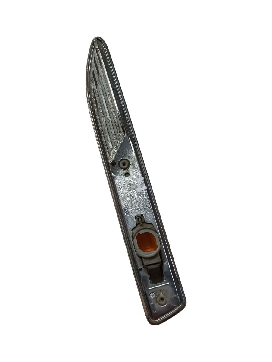 Lampa de semnalizare aripa fata dreapta fata FORD MONDEO IV BA7 2007 - 2015 – foto 2