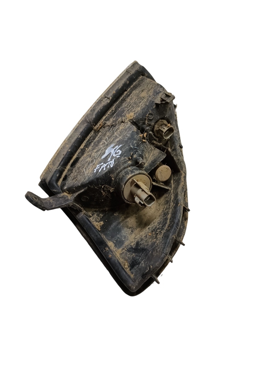 Lampa de semnalizare aripa fata stanga fata TOYOTA LAND CRUISER 90 _J9_ 1995 - > – foto 2