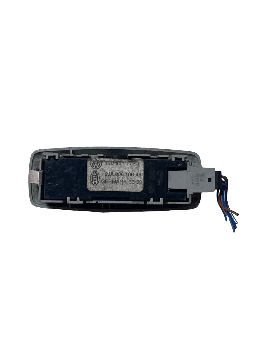 Lampa interioara habitaclu VOLKSWAGEN GOLF IV 1J1 1997 - 2007 2JA00810646 – foto 2
