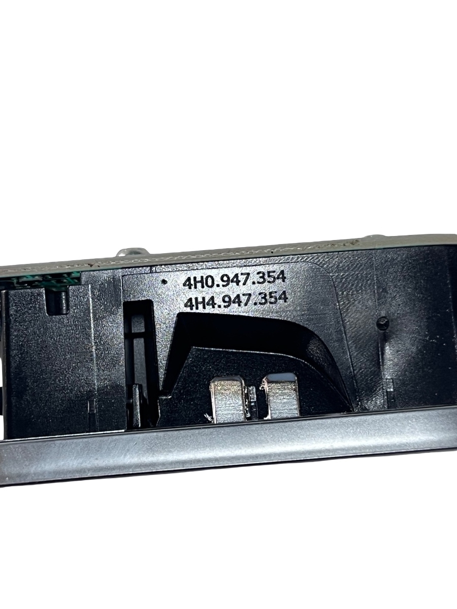 Lampa plafon dreapta spate AUDI A8 III 4H2, 4H8, 4HC, 4HL 2009 - 2018 4H0947354 – foto 3