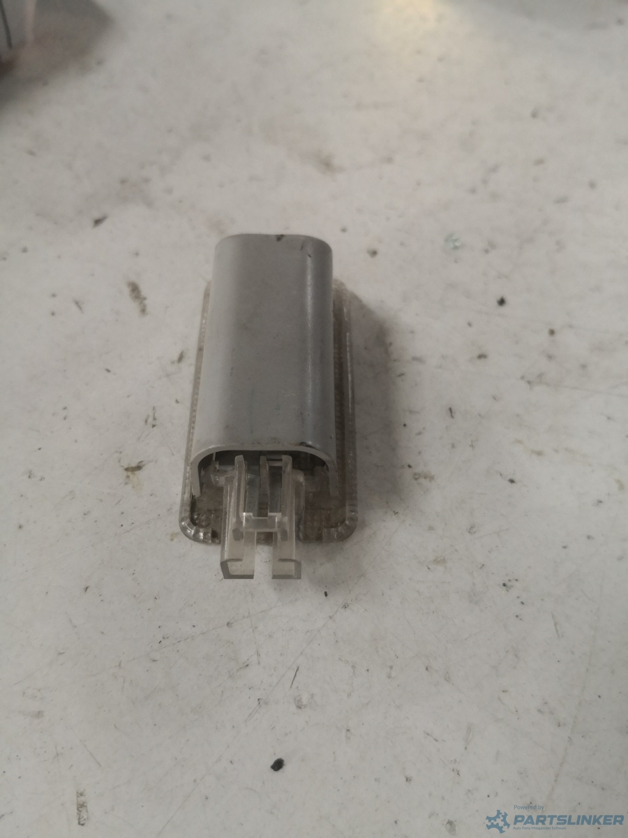 Lampa plafon LEXUS CT (ZWA10_) [ 2010 - > ] – foto 2