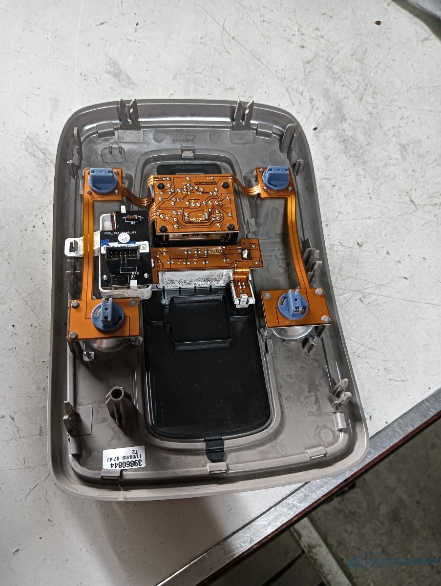 Lampa plafon VOLVO V50 (MW, 545) [ 2003 - 2012 ] OEM 39860844 – foto 2