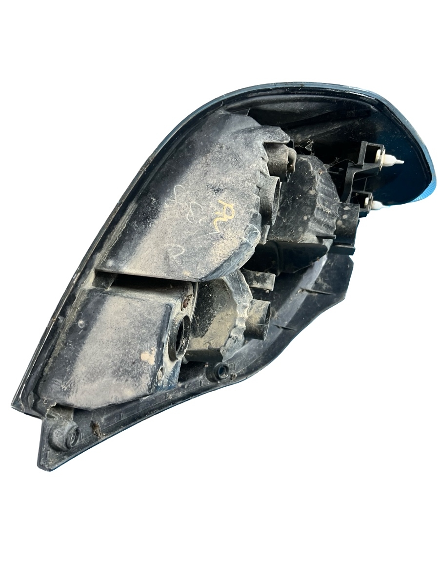 Lampa spate / Stop dreapta MITSUBISHI OUTLANDER I CU_W 2001 - 2008 – foto 2