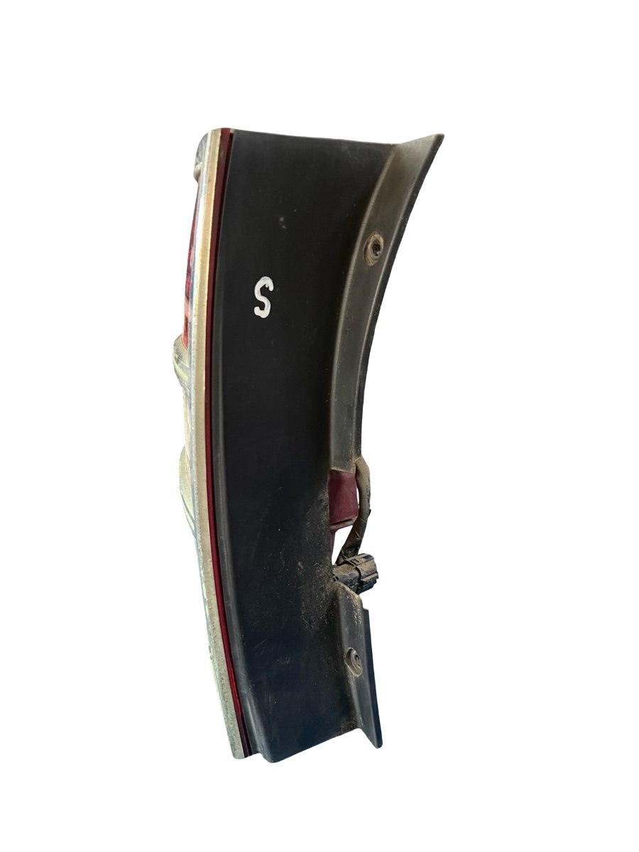 Lampa spate / Stop stanga KIA SPORTAGE JE_, KM_ 2004 -> – foto 3